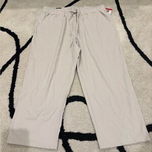 Women’s Beige Pants